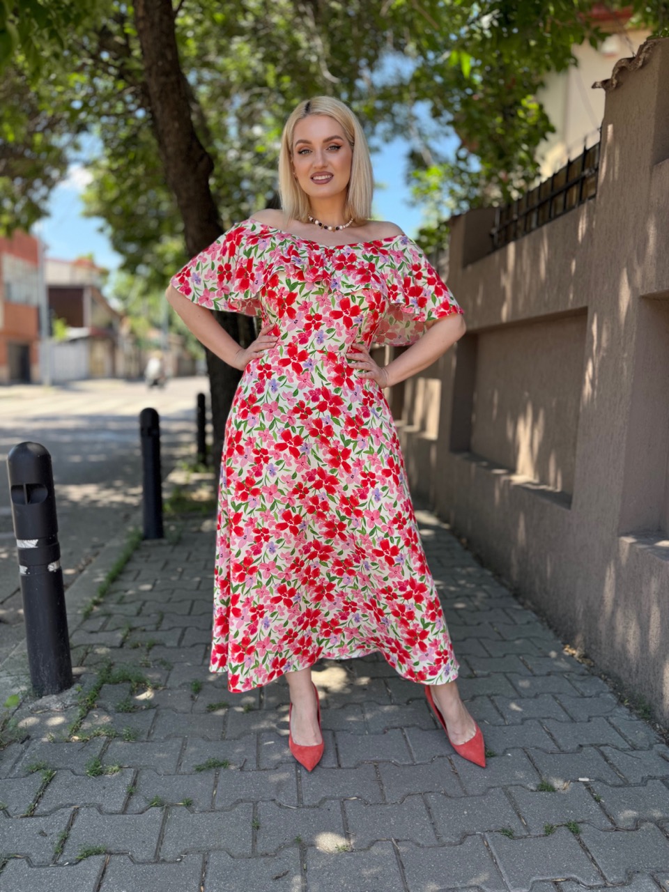 IDU Fashion - Stil fără măsură 23 Rochia Raluca flori colorate viscoza idu fashion plus size4