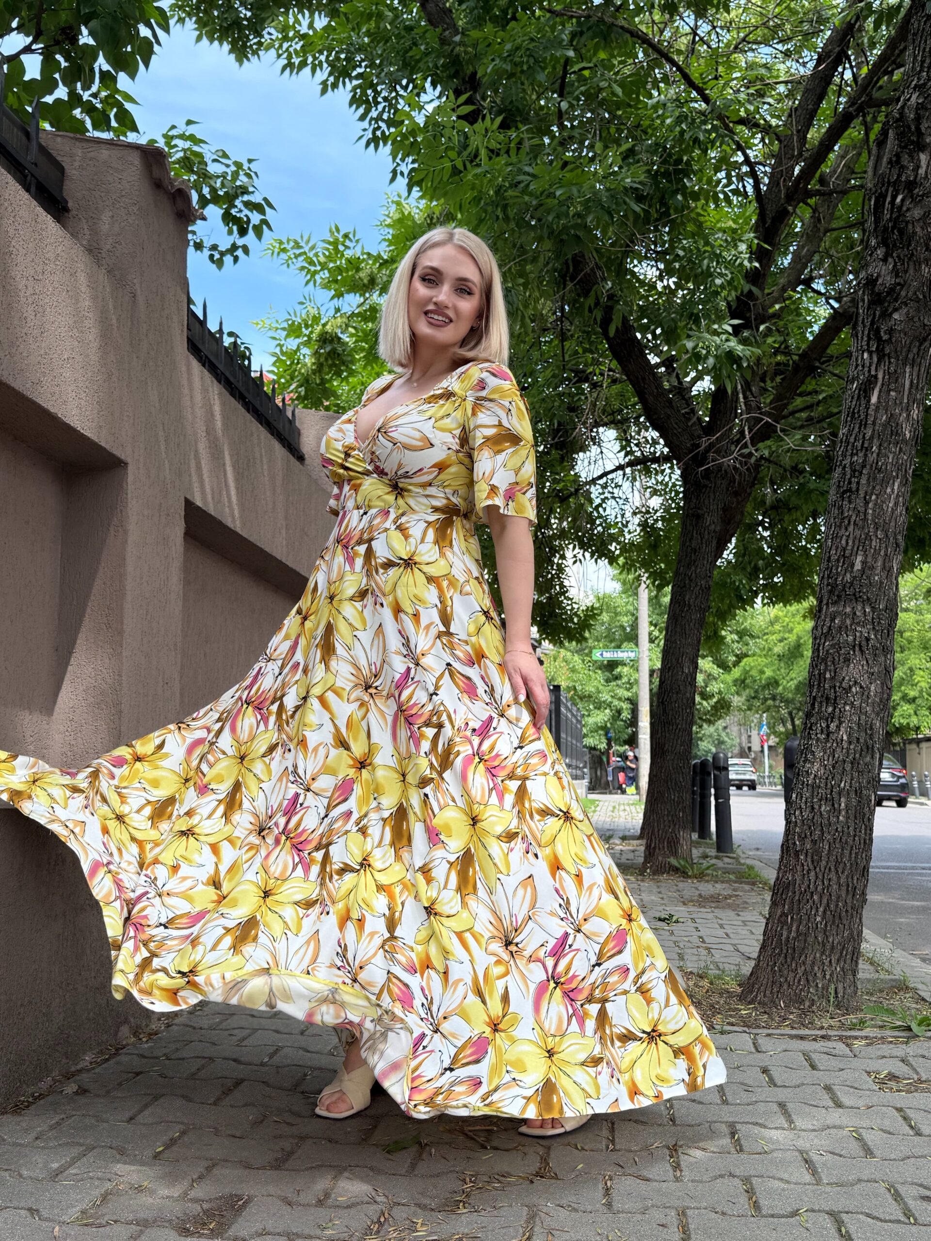 IDU Fashion - Stil fără măsură 20 rochia teodorita maxi frangipani flower idu fashion rochie plus size5 scaled